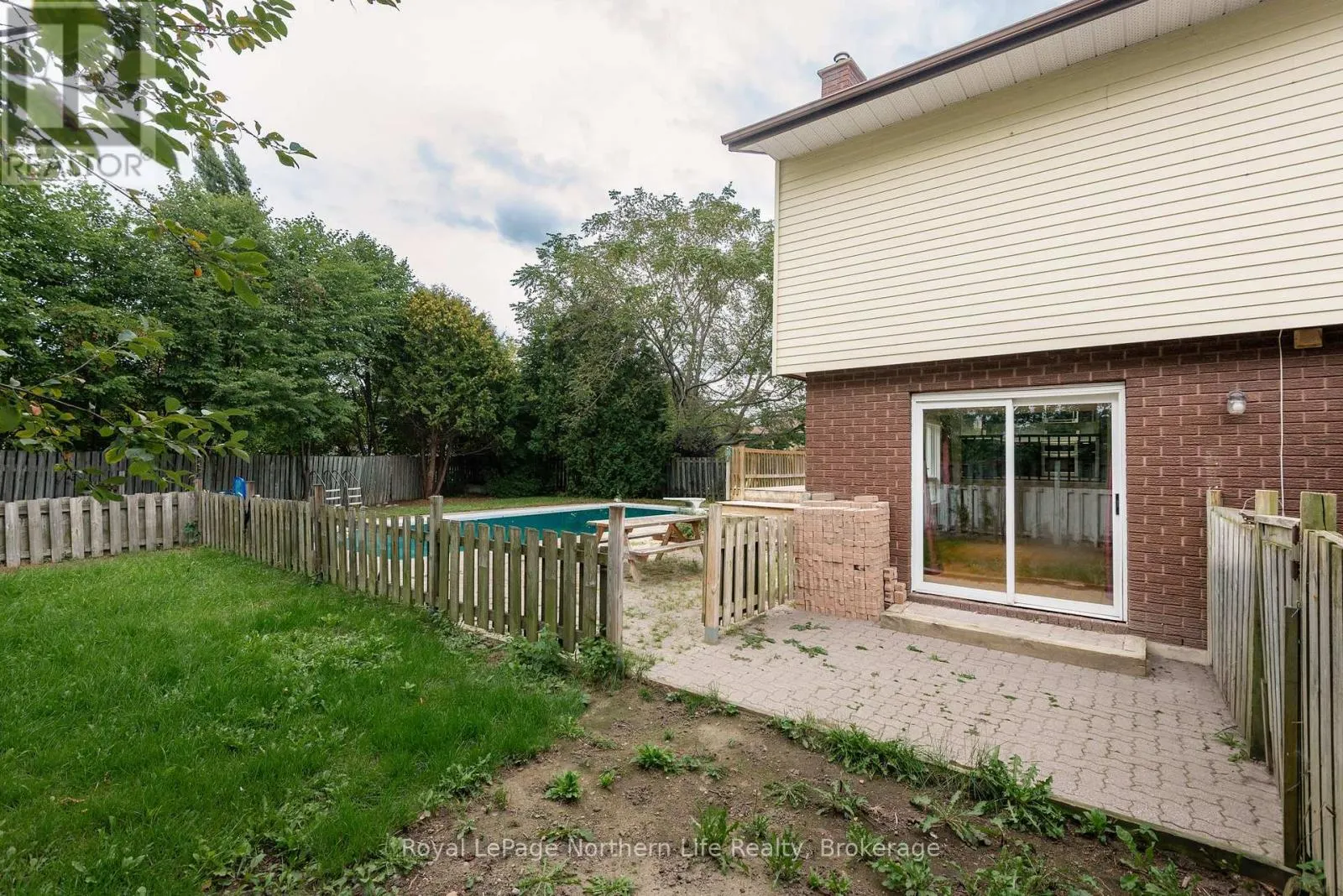 476 MAPLEWOOD AVENUE