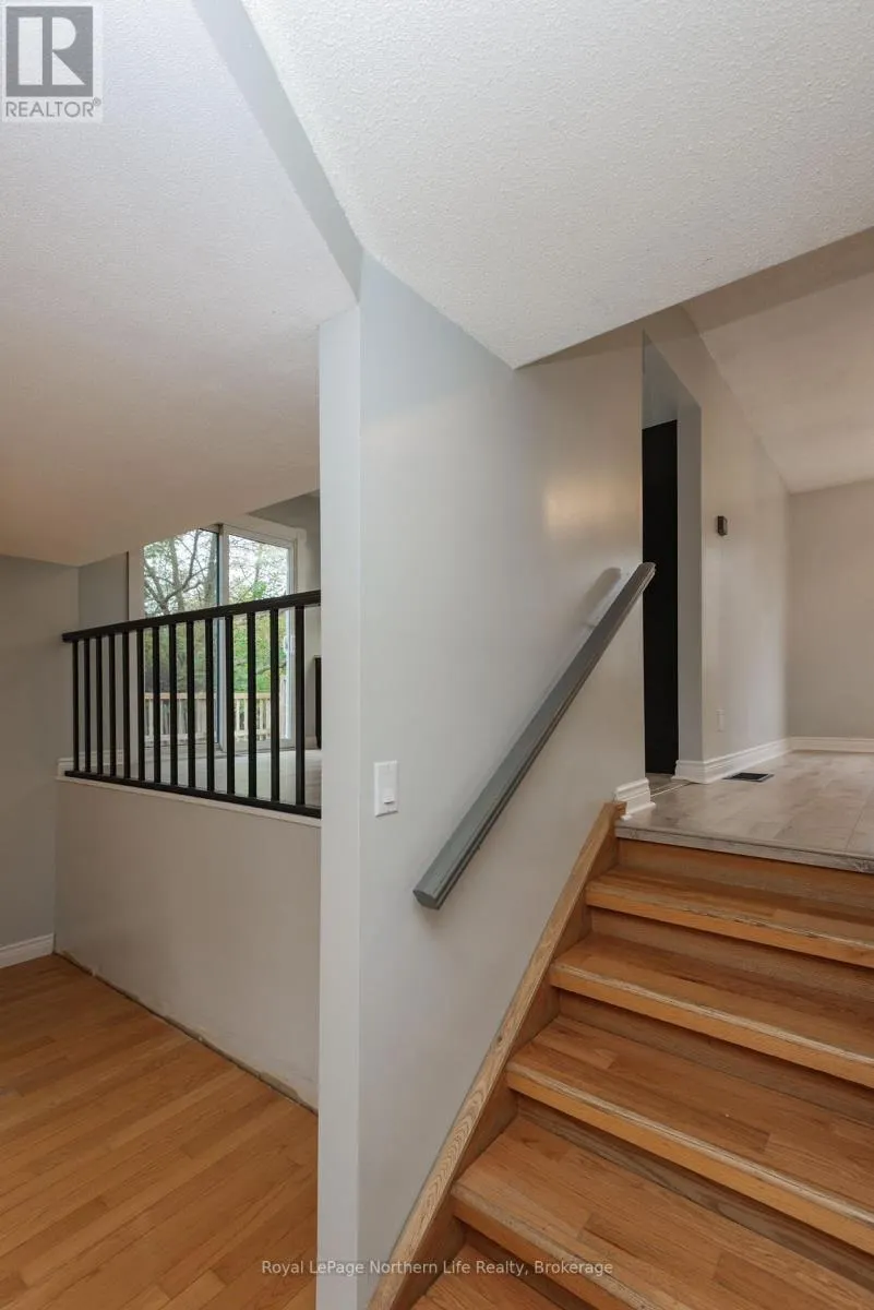 476 MAPLEWOOD AVENUE
