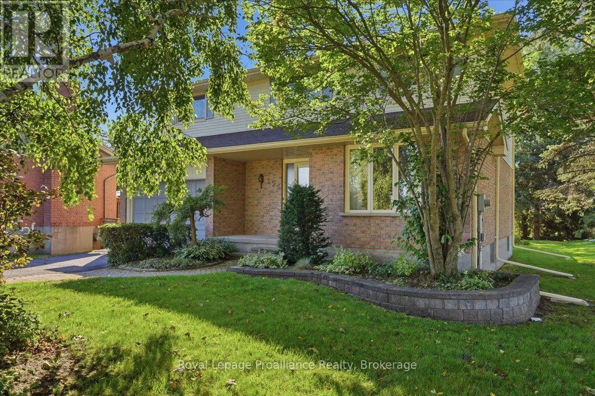 125 TRACEY PARK DRIVE