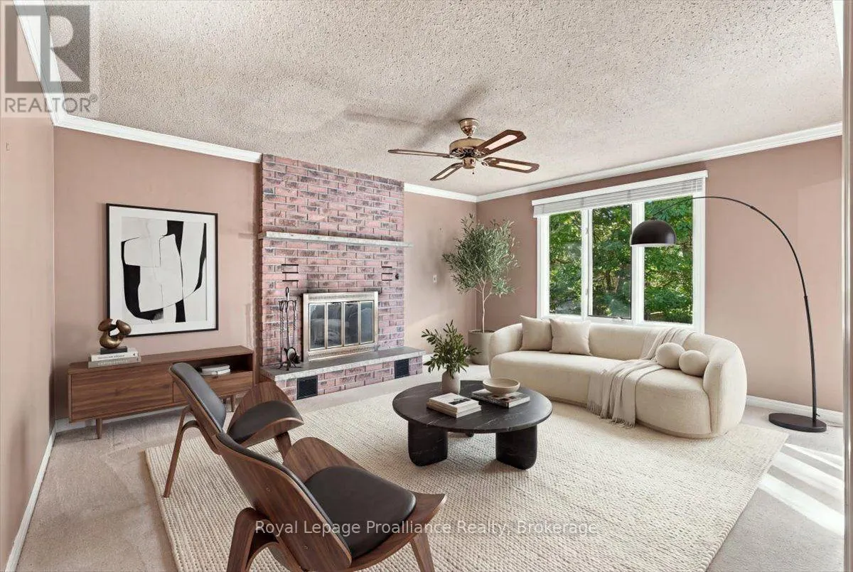 125 TRACEY PARK DRIVE