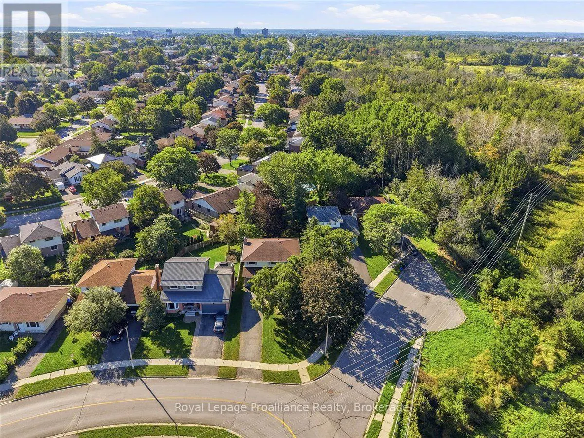125 TRACEY PARK DRIVE