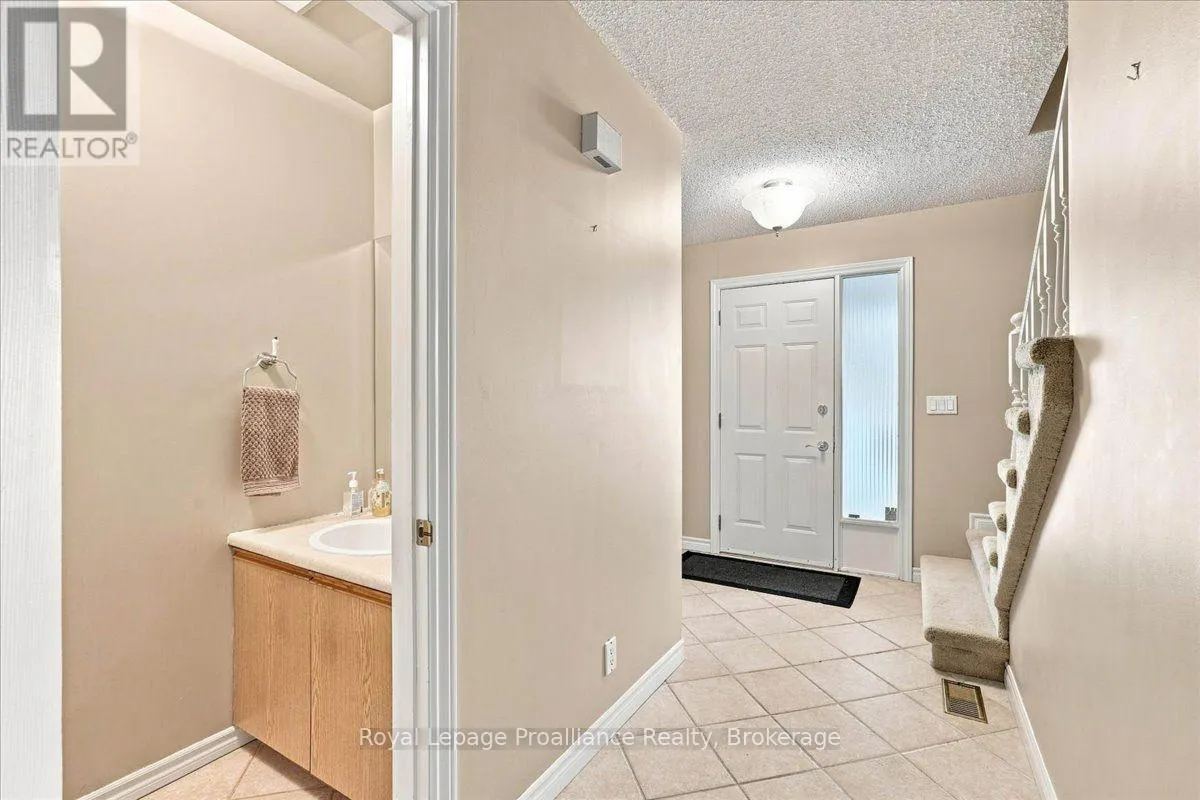 125 TRACEY PARK DRIVE