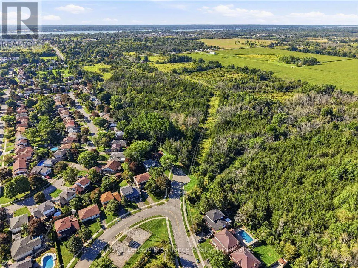 125 TRACEY PARK DRIVE