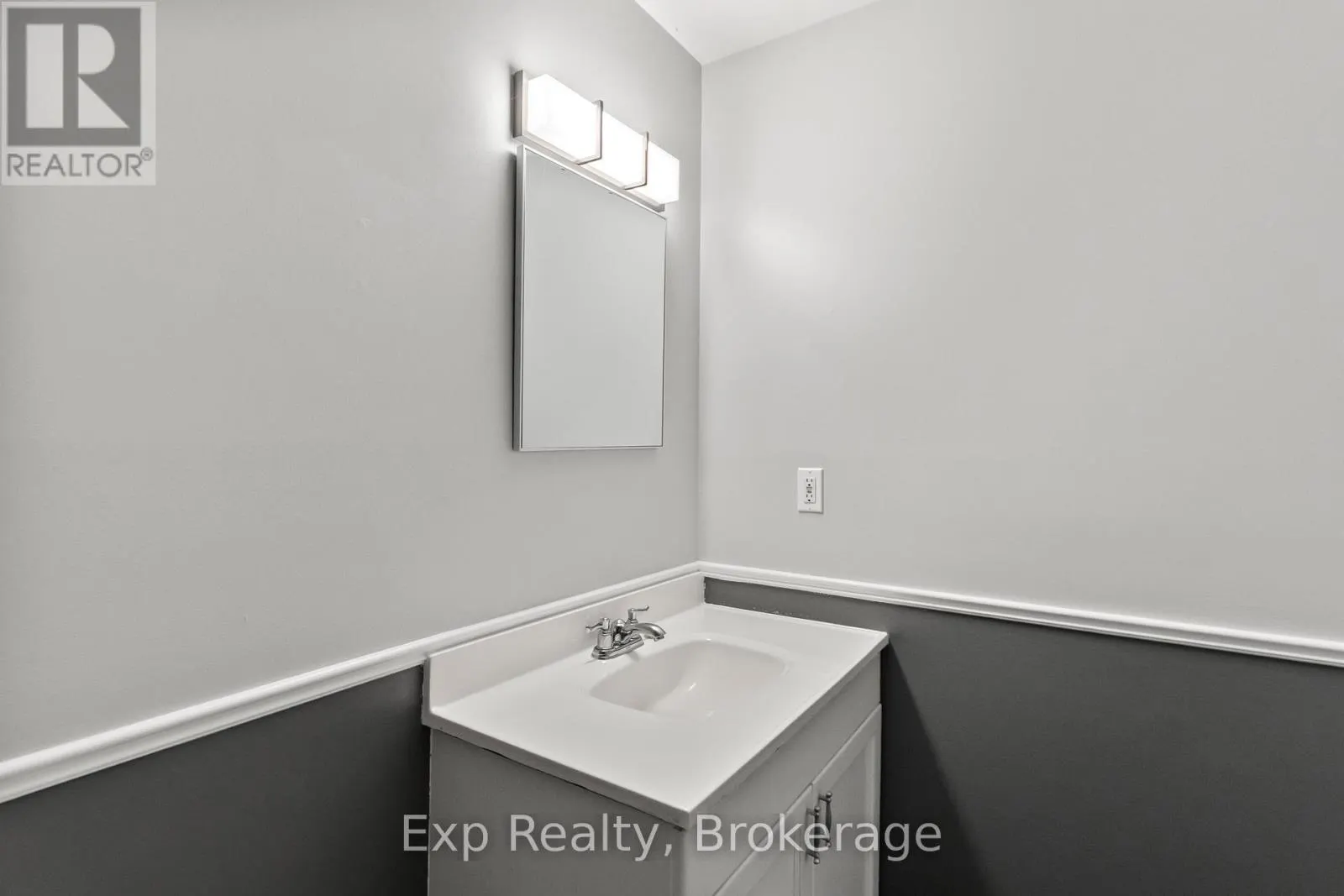 18 - 73 LYWOOD STREET #18