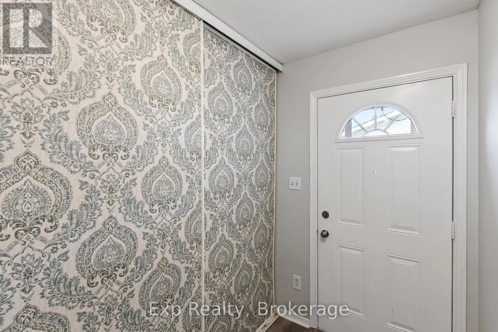 18 - 73 LYWOOD STREET #18