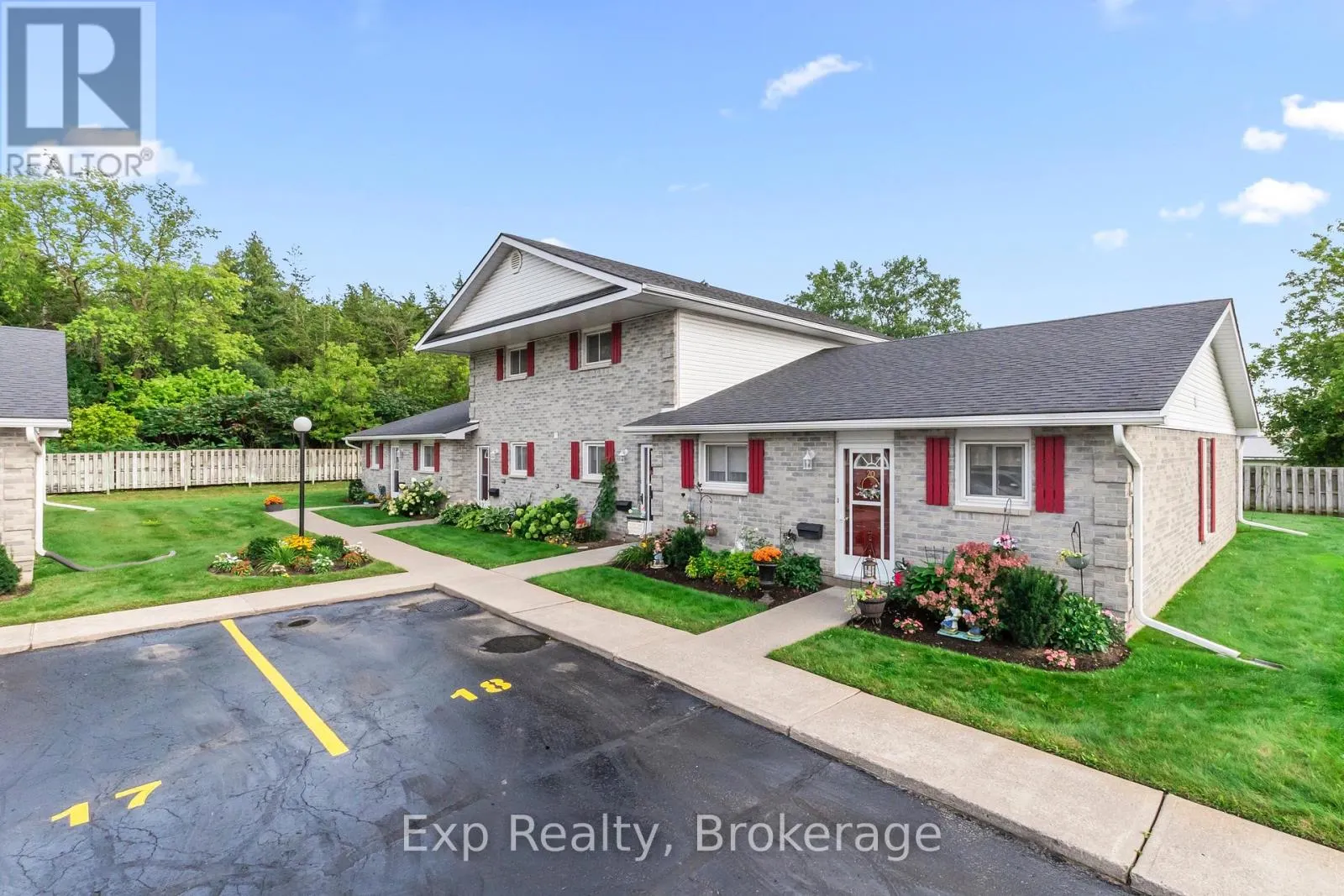 18 - 73 LYWOOD STREET #18