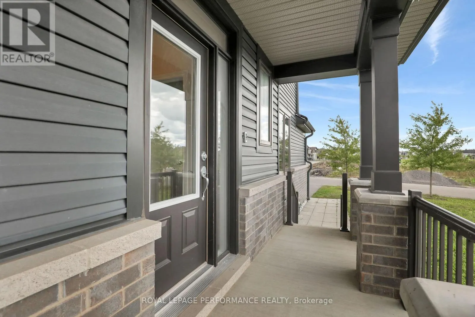 108 WABIKON CRESCENT