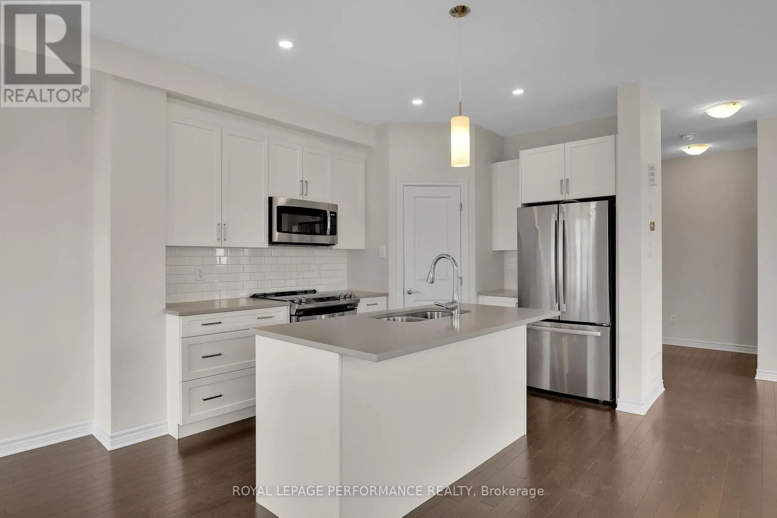 108 WABIKON CRESCENT