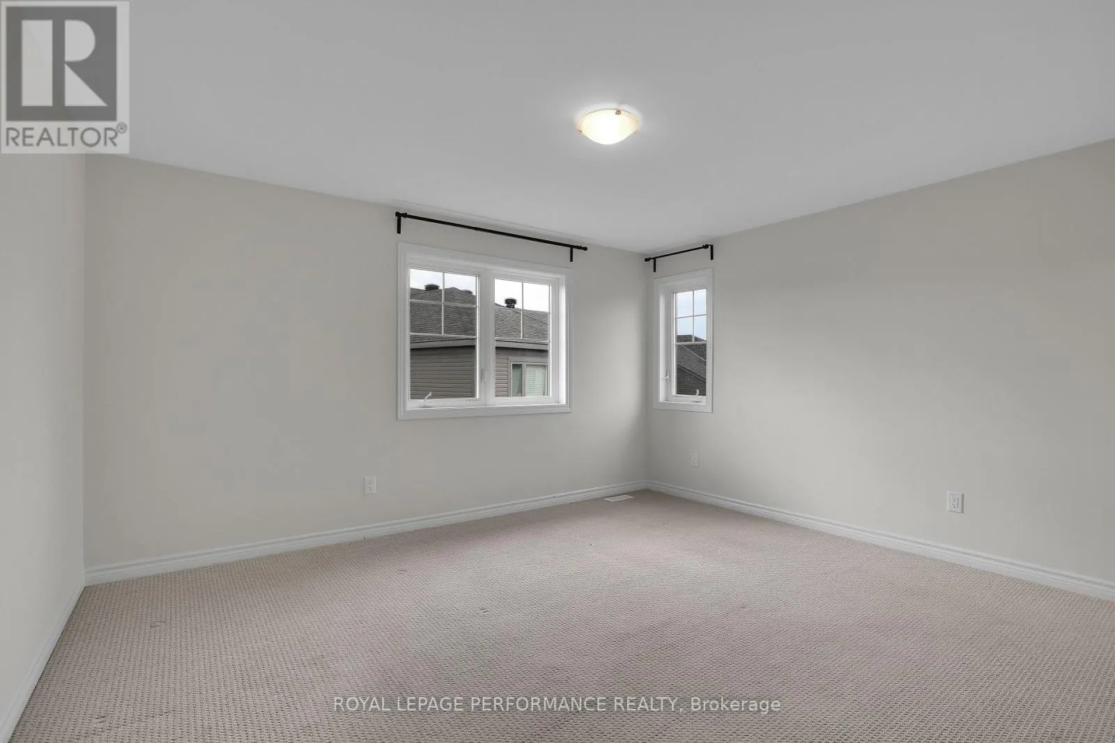 108 WABIKON CRESCENT