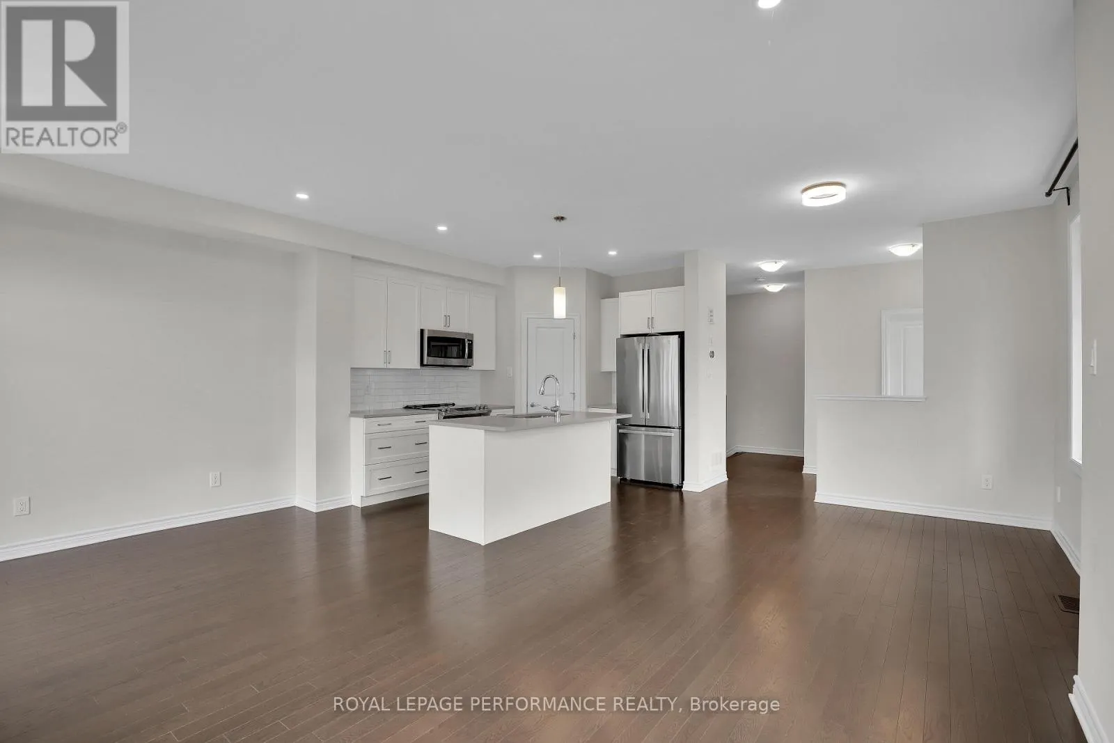 108 WABIKON CRESCENT