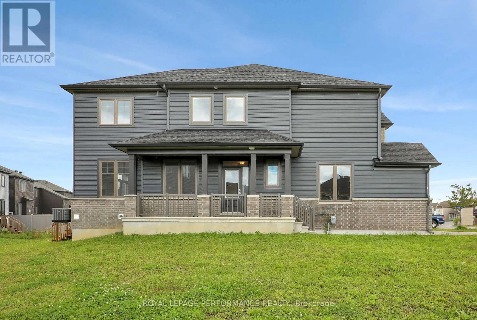 108 WABIKON CRESCENT