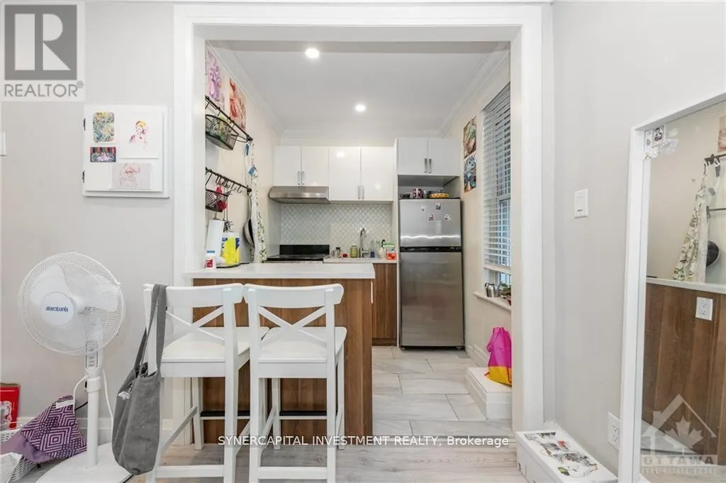 466 MACLAREN STREET