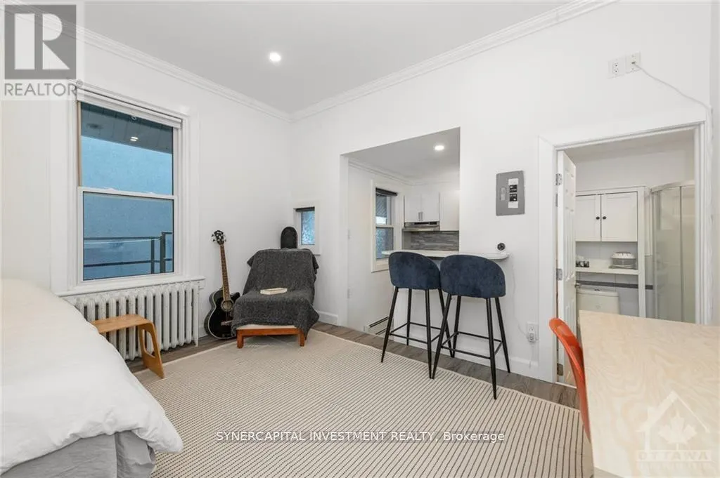 466 MACLAREN STREET
