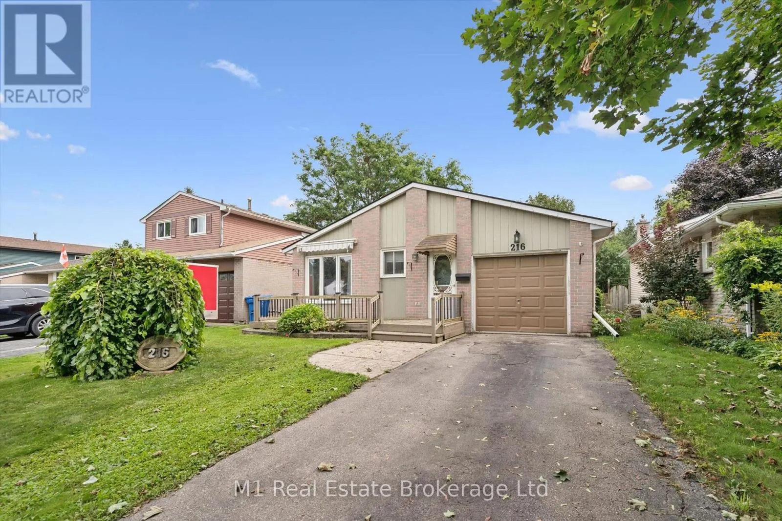 216 PARKSIDE DRIVE E