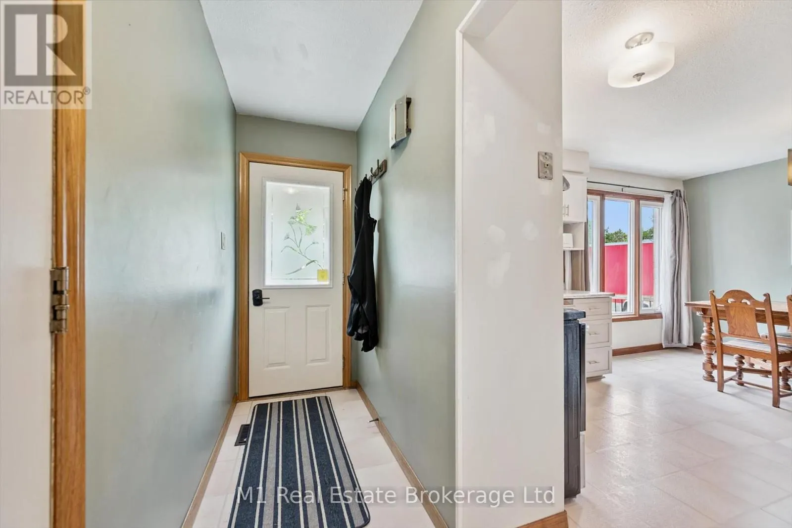 216 PARKSIDE DRIVE E