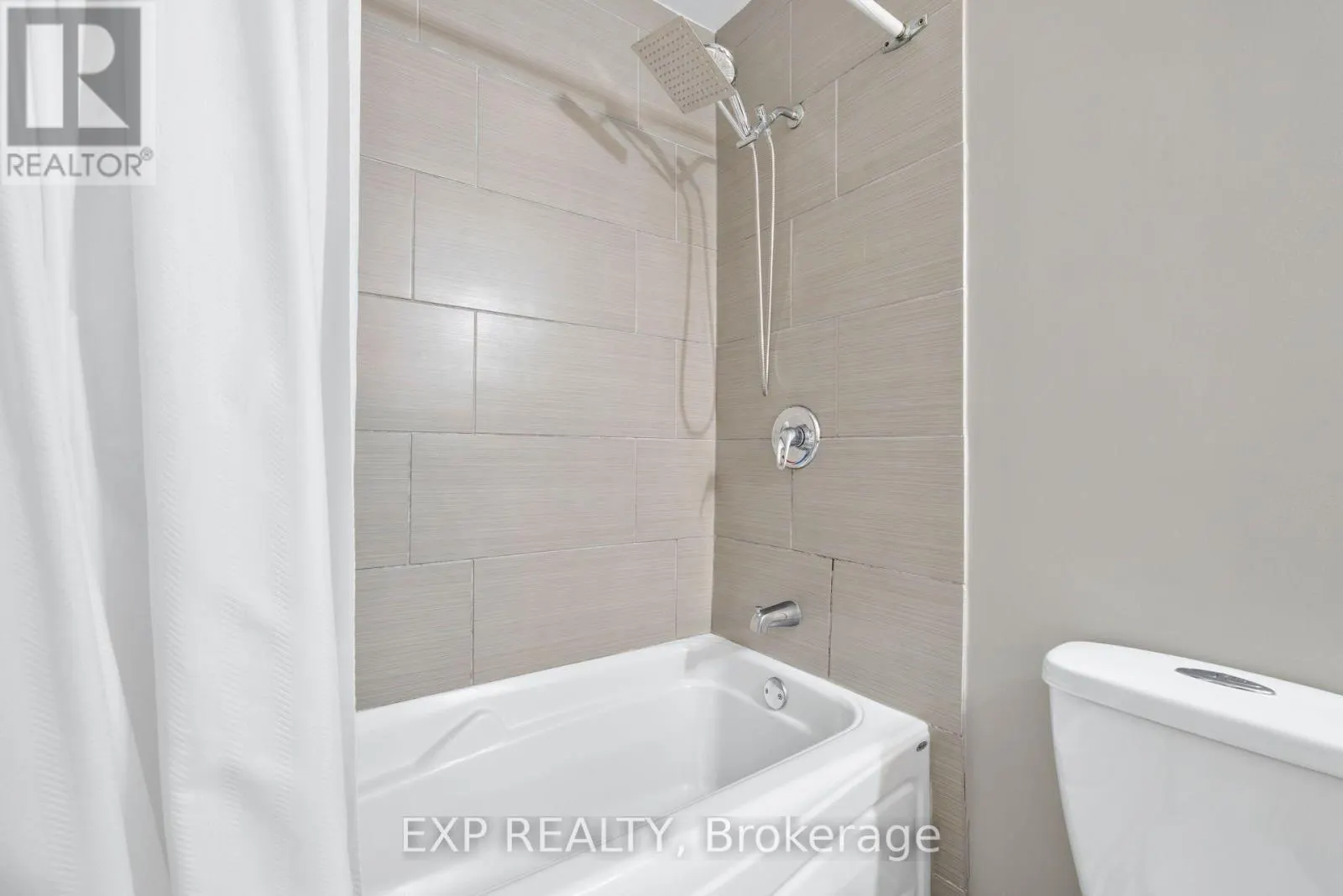 103 FLAMBOROUGH WAY