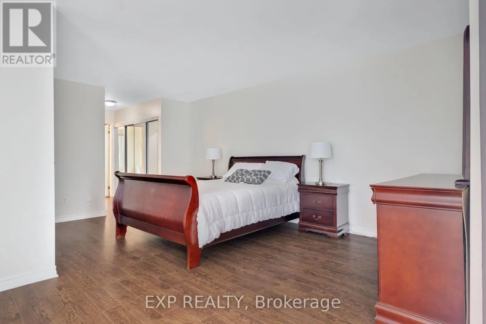 103 FLAMBOROUGH WAY