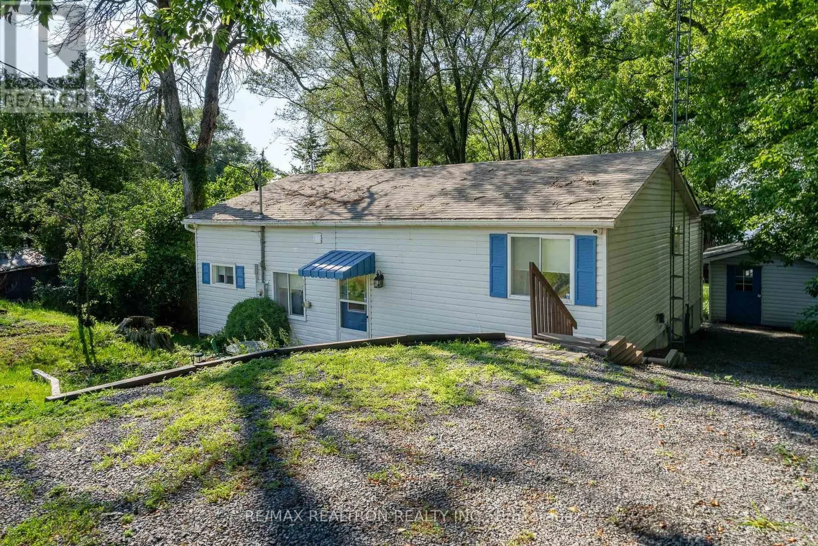 2141 COUNTY ROAD 9