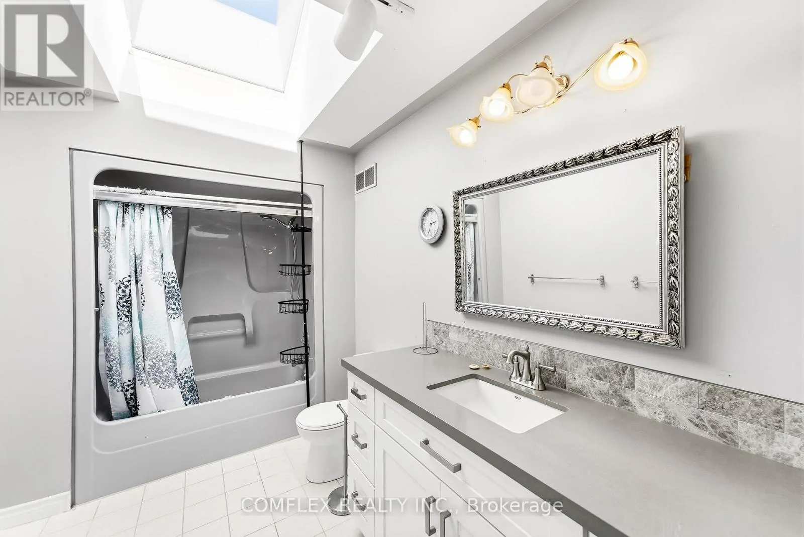 3157 WESTRIDGE BOULEVARD