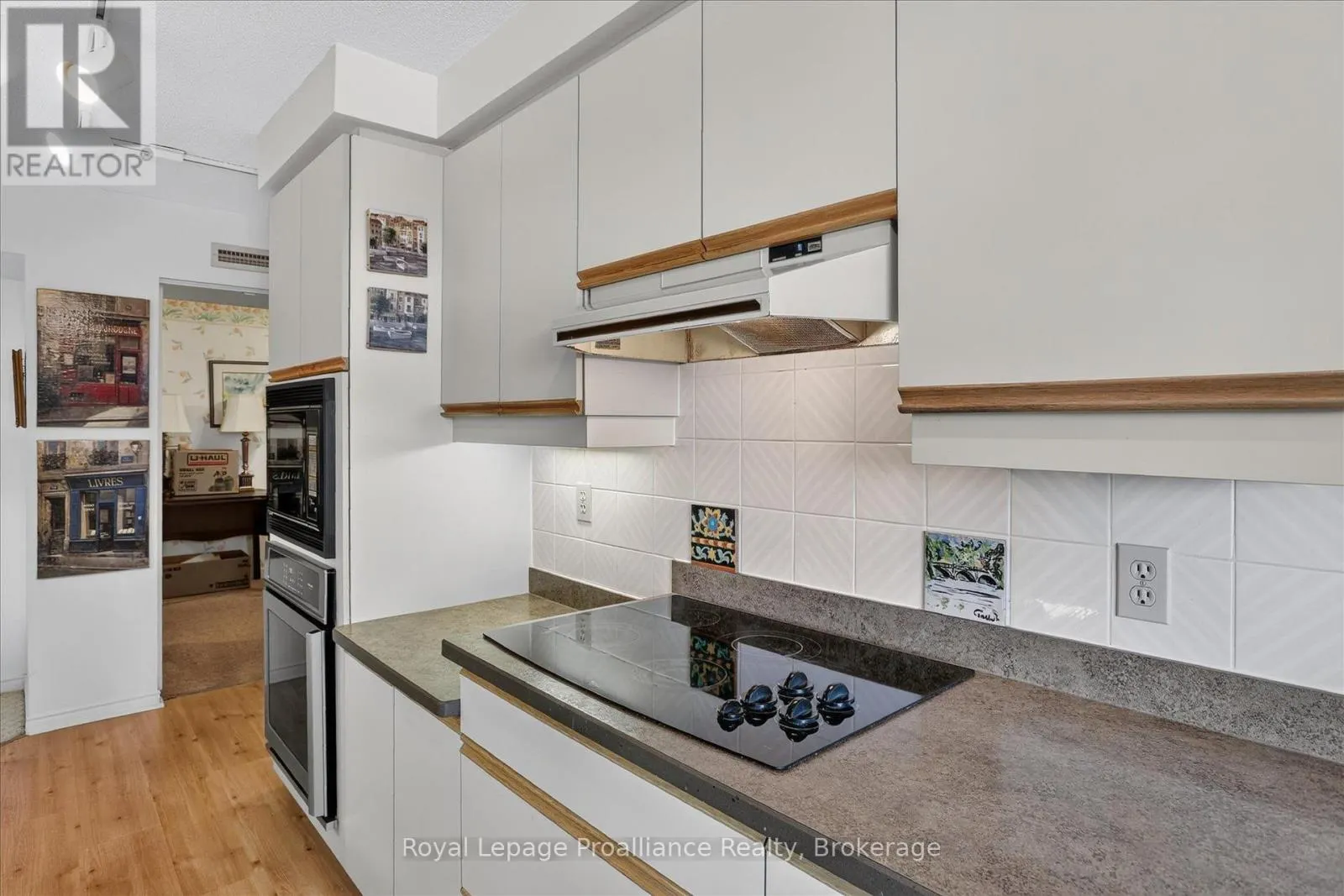 408 - 40 AUBURN STREET #408