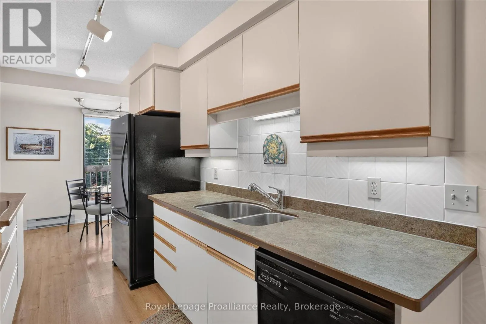 408 - 40 AUBURN STREET #408