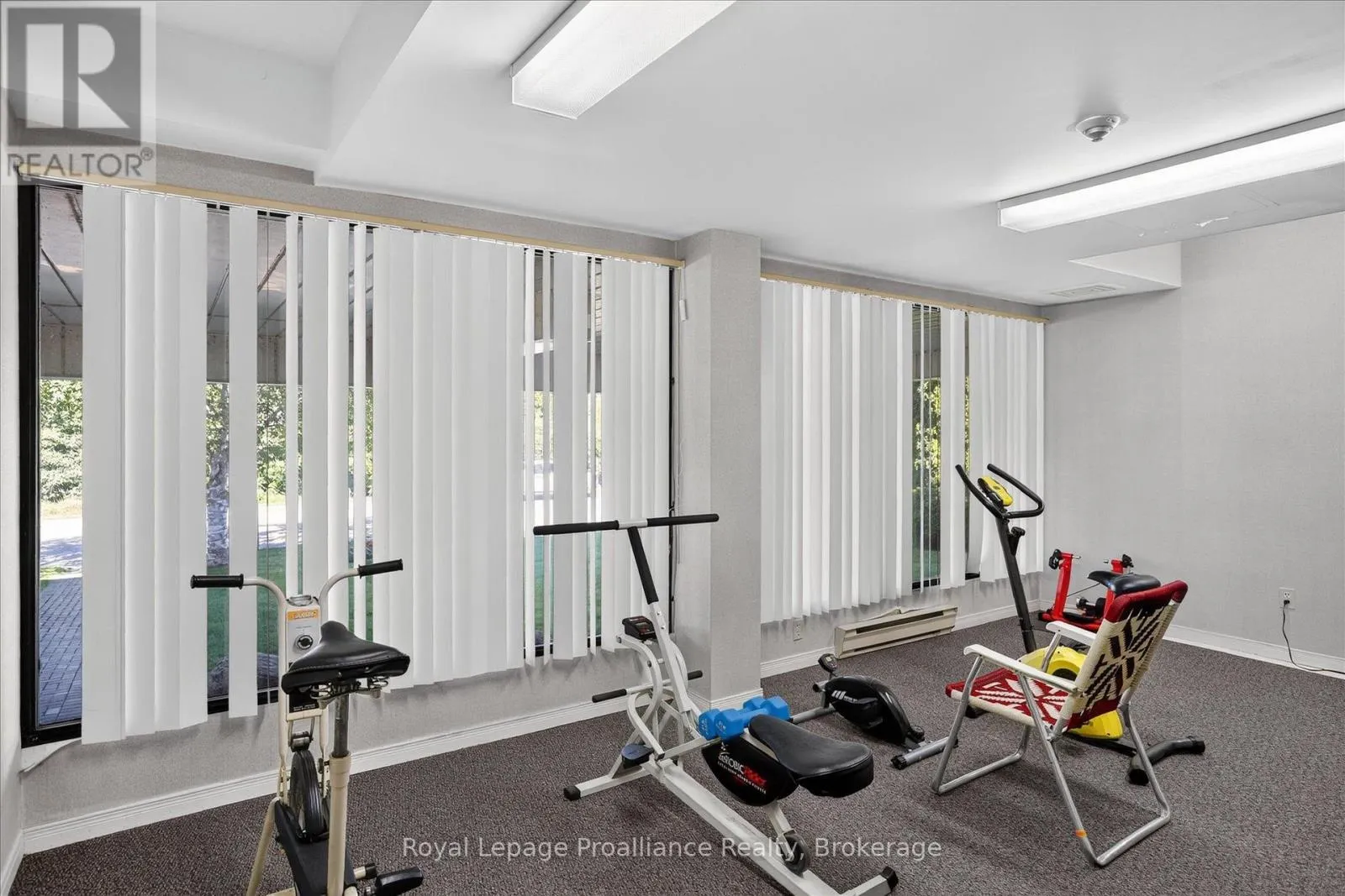 408 - 40 AUBURN STREET #408