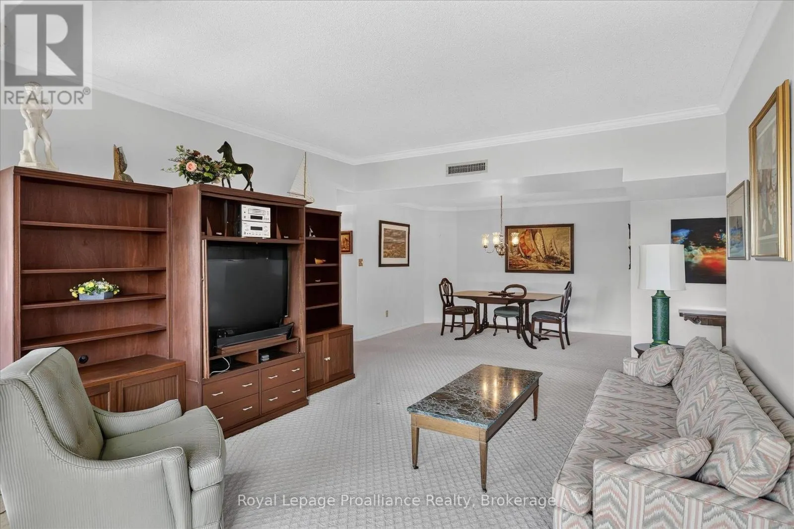 408 - 40 AUBURN STREET #408
