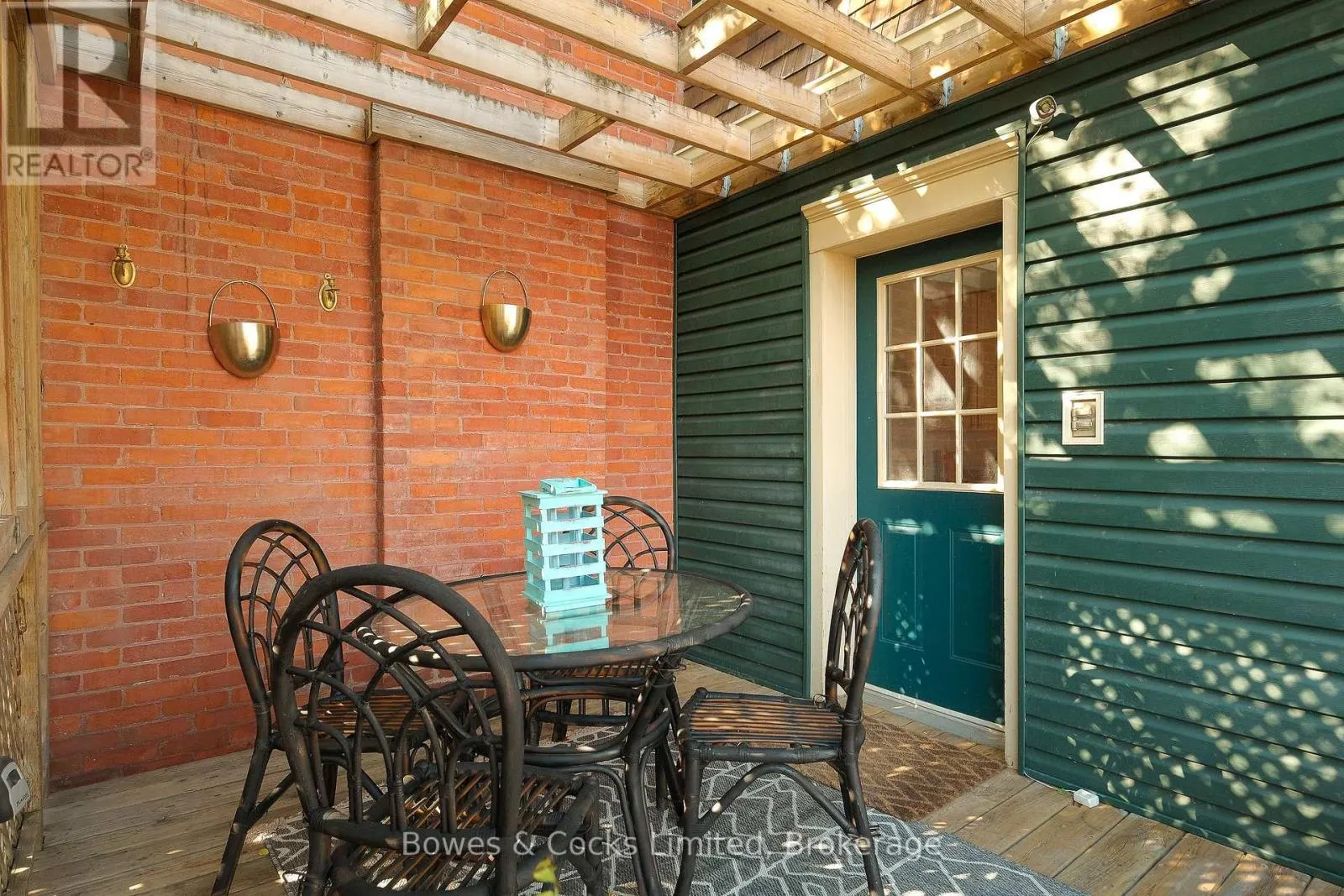 599 GILMOUR STREET