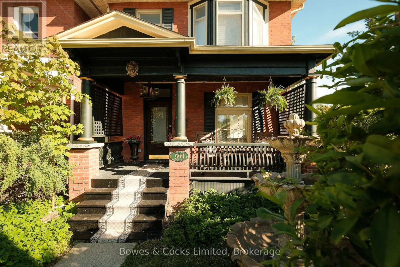599 GILMOUR STREET