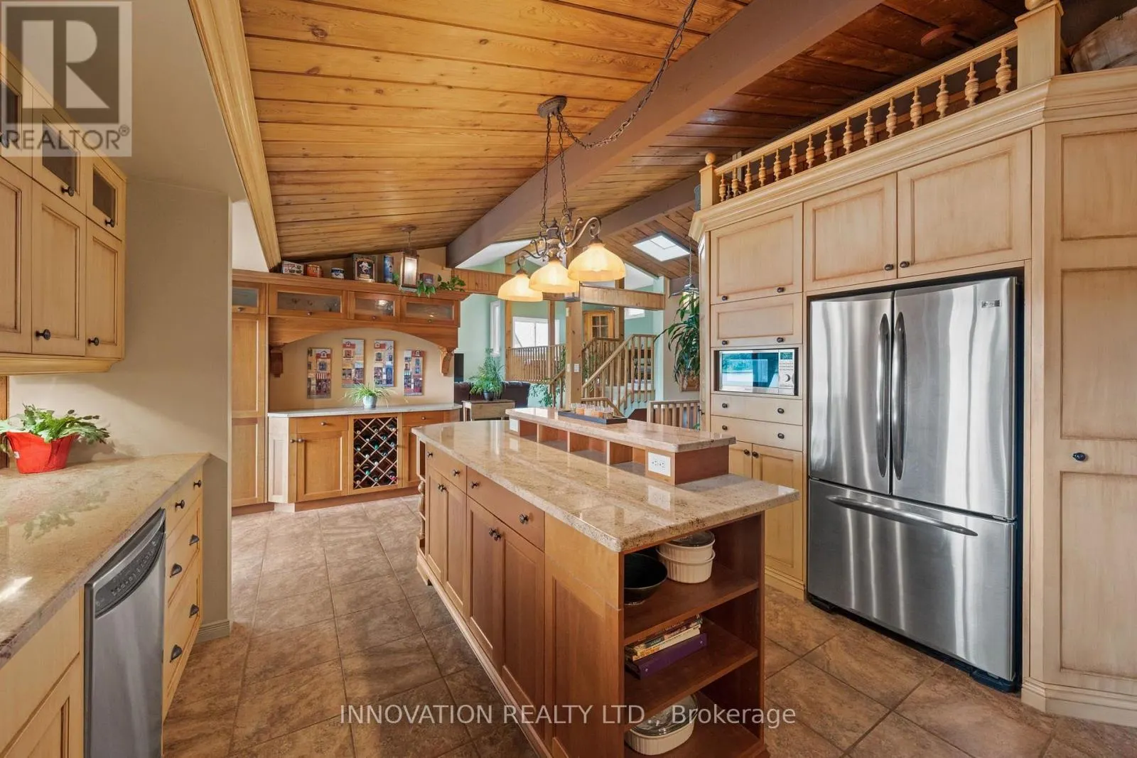 956 BAYVIEW DRIVE