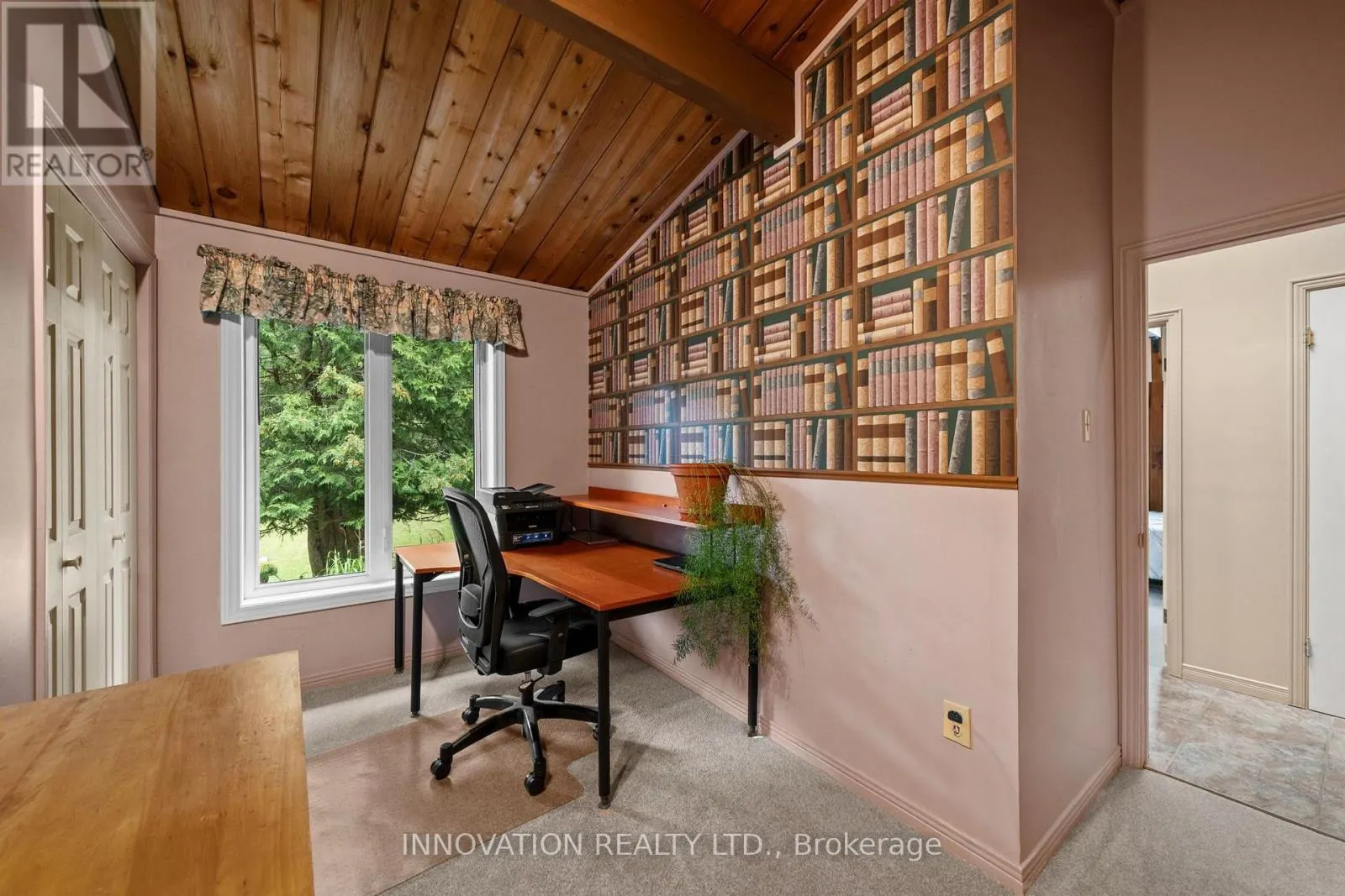 956 BAYVIEW DRIVE