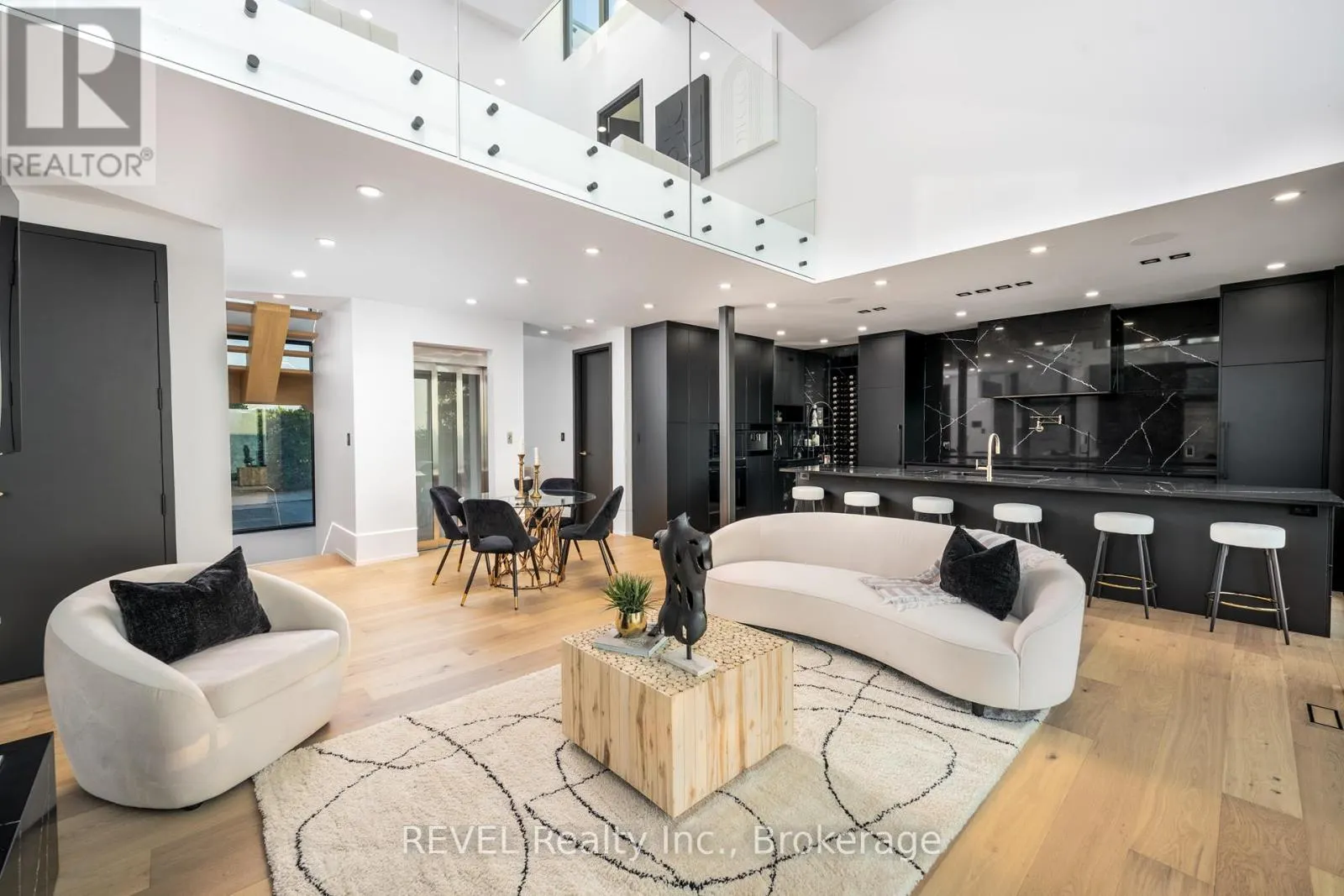 6 FIRELANE 11 STREET
