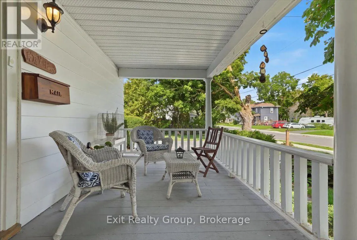 28 LORNE AVENUE