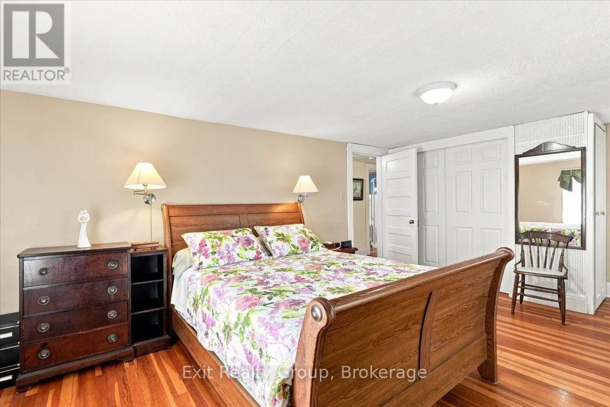 28 LORNE AVENUE