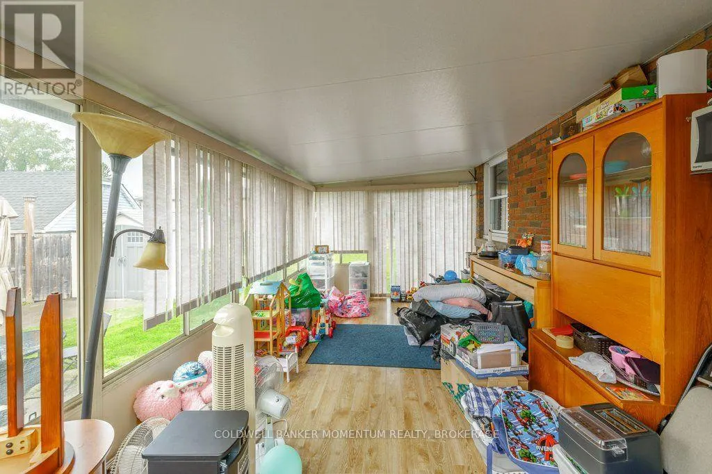 51 MARTIN STREET N
