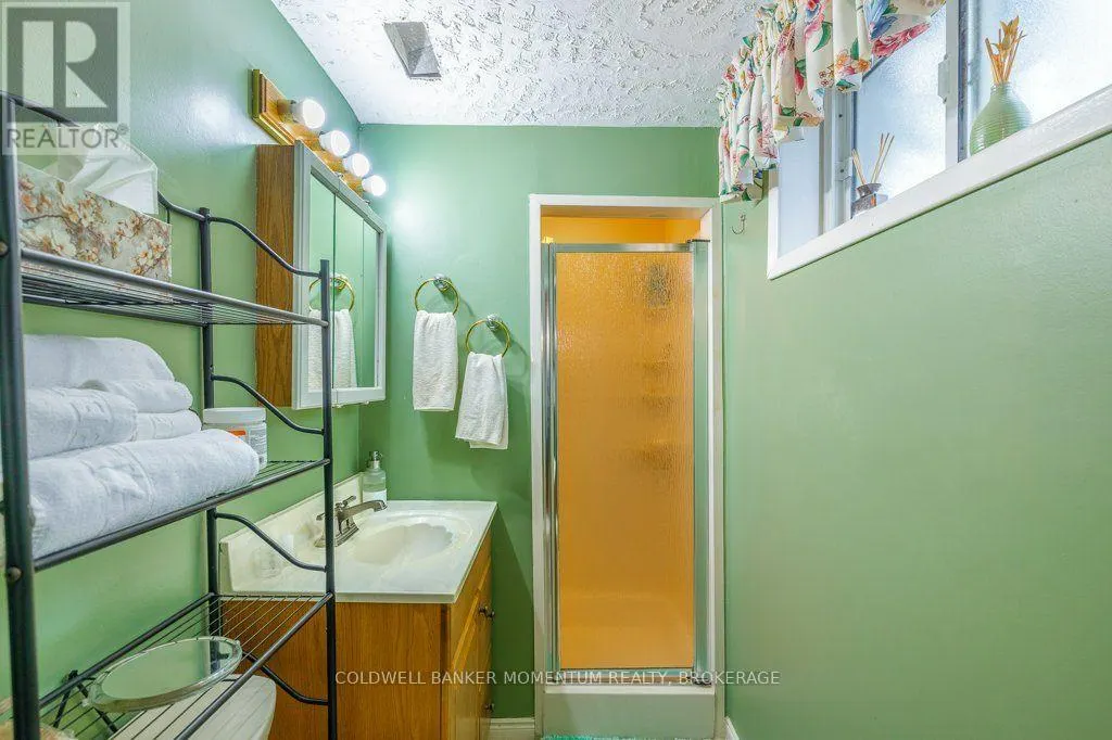 51 MARTIN STREET N