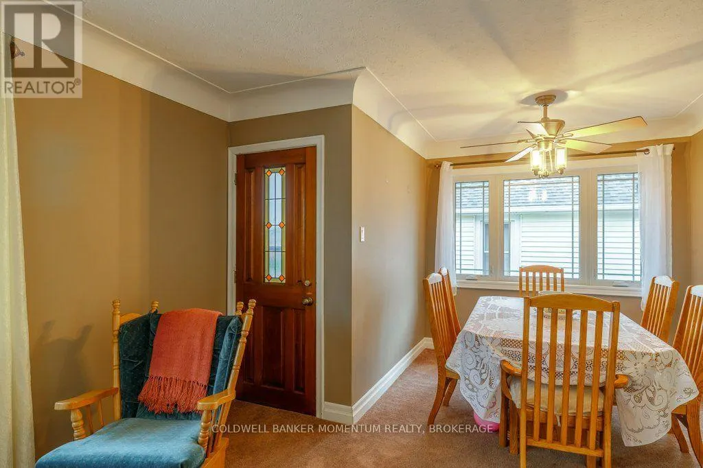51 MARTIN STREET N