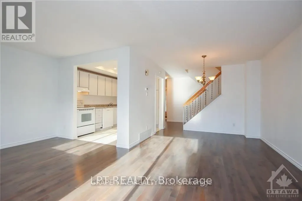 121 ERIN CRESCENT