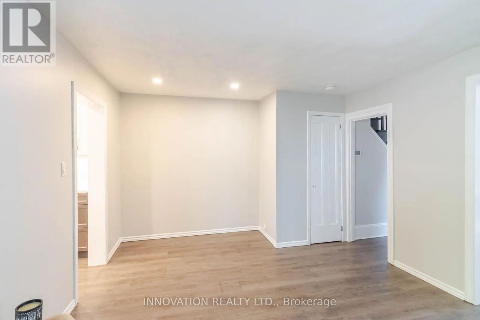 106 JAMES STREET E