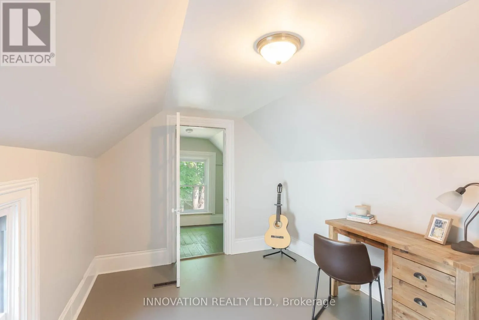 106 JAMES STREET E