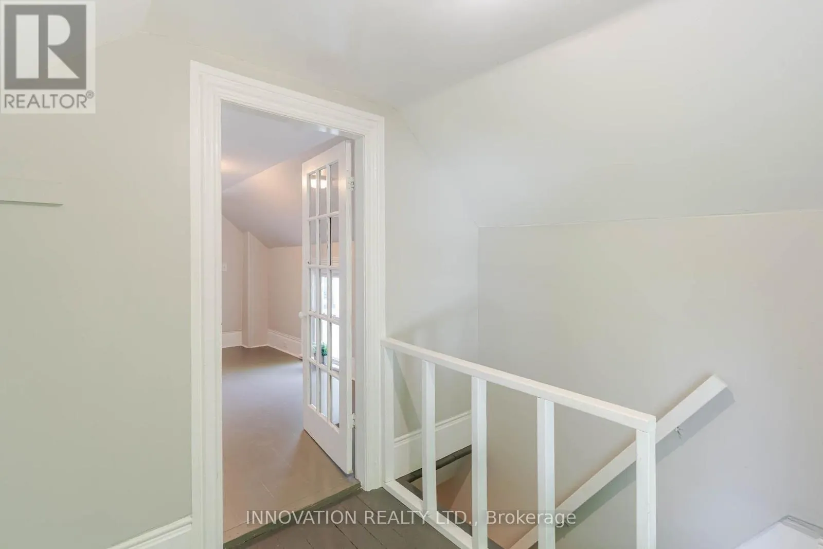 106 JAMES STREET E