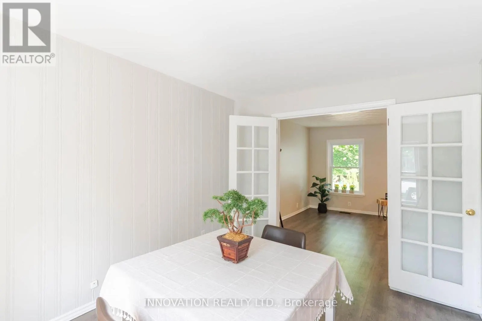 106 JAMES STREET E
