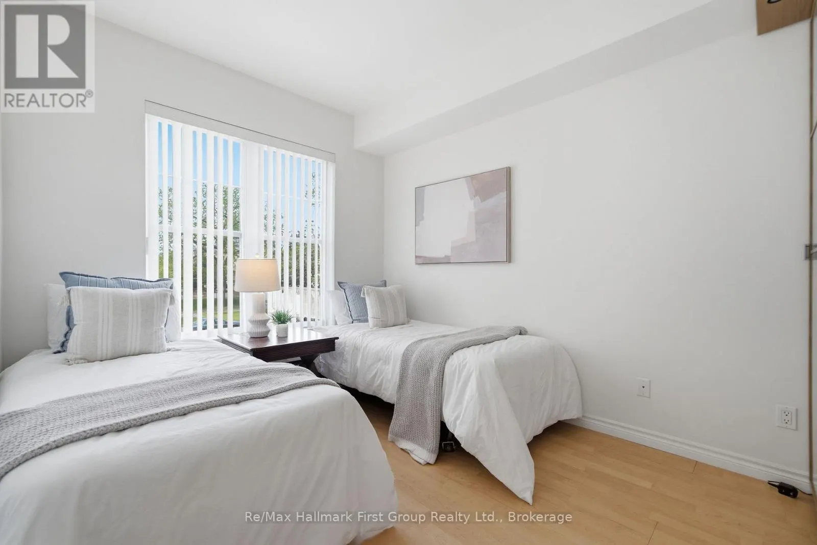 215 - 145 THIRD STREET #215