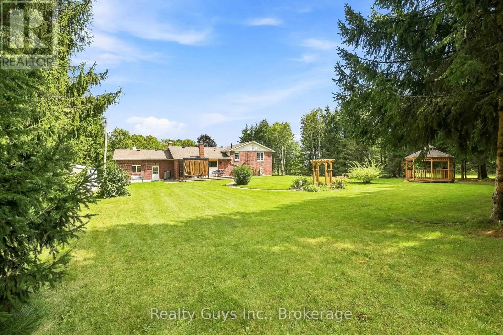 498 AVA CRESCENT