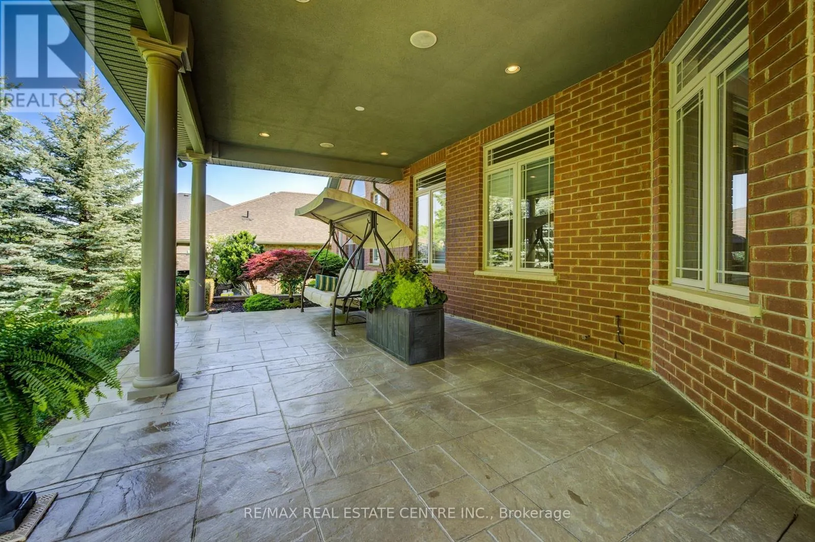 4072 HIGHLAND PARK DRIVE
