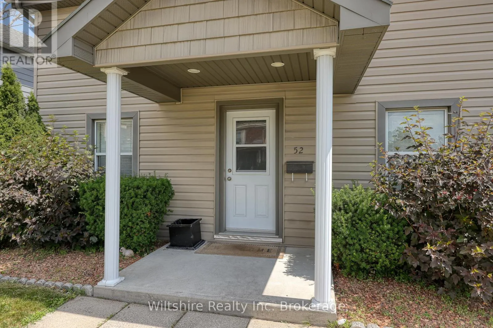 52 BIDWELL STREET