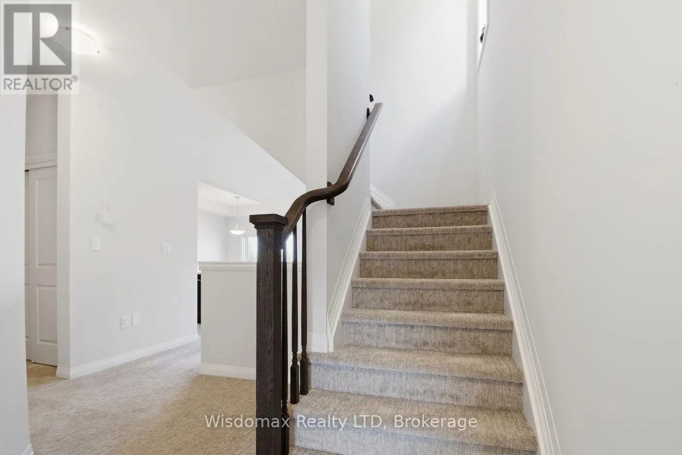 29 BUR OAK DRIVE
