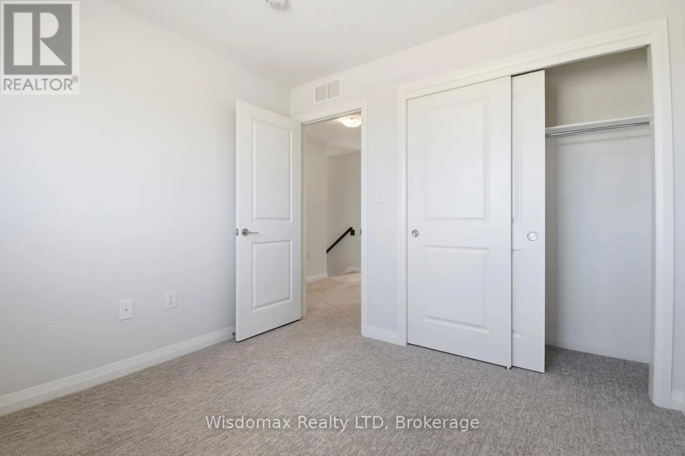 29 BUR OAK DRIVE