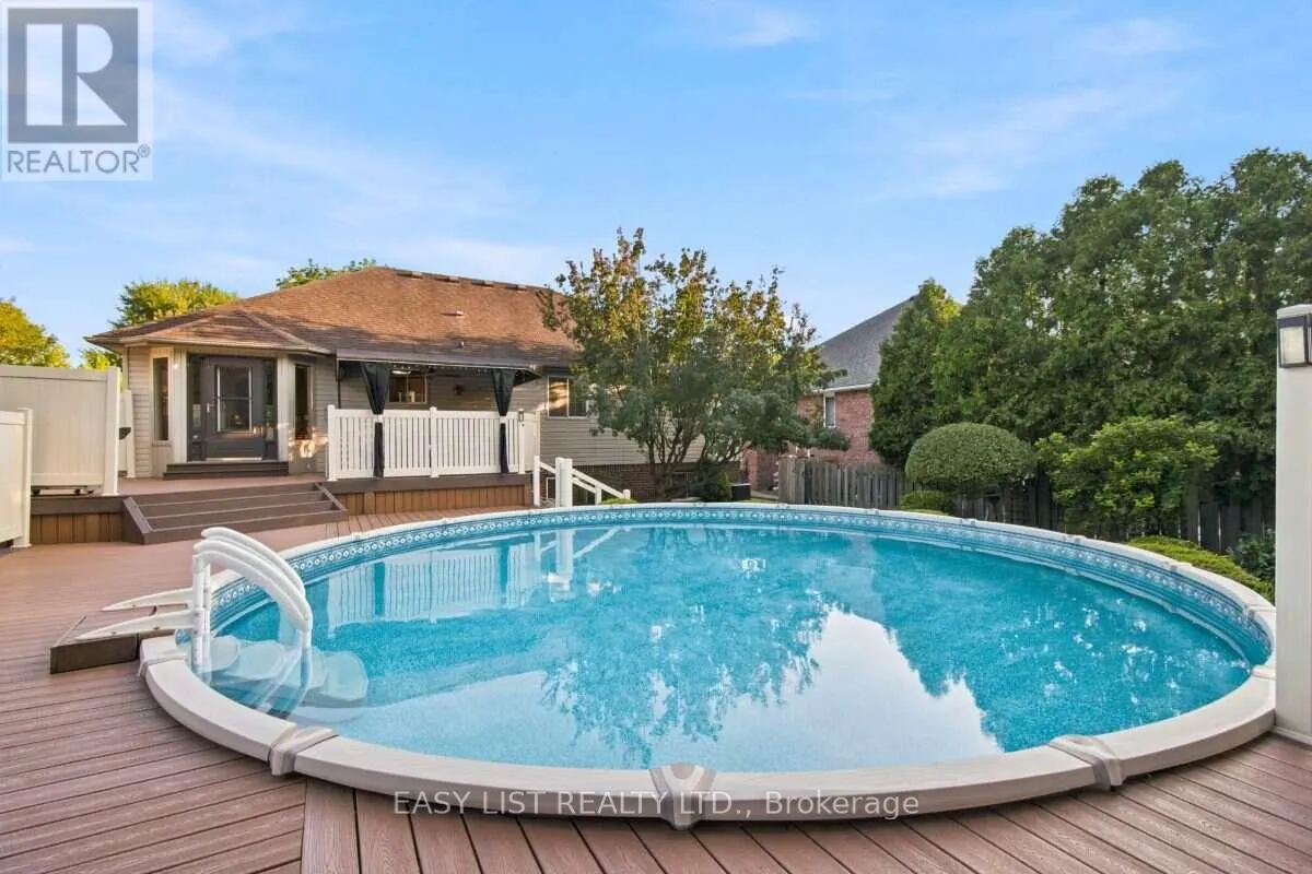 5929 ROSEWOOD CRESCENT