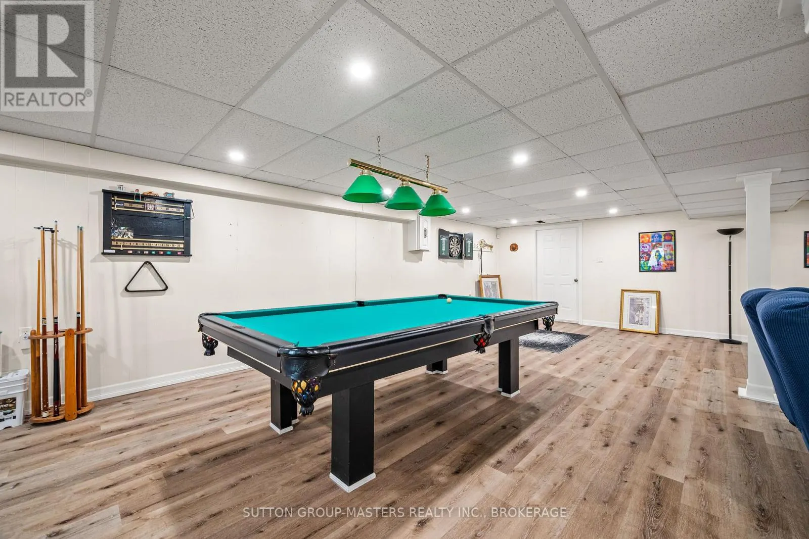175 PLEASURE PT. LANE